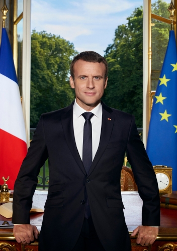 Macron2.jpg